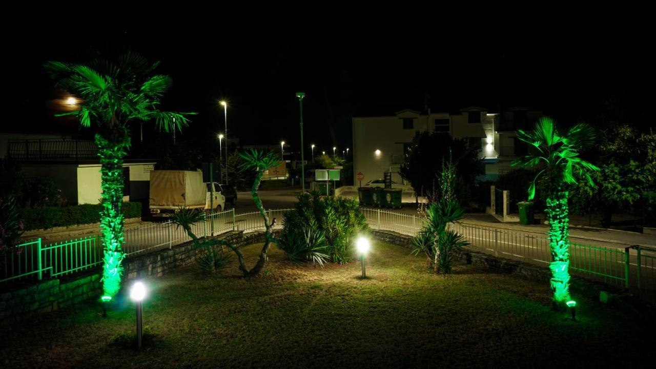 Apartments Roberta Novigrad  Exterior photo
